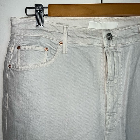 MOTHER Superior The Undercover Ankle Fray Jean - Picture 7 of 15